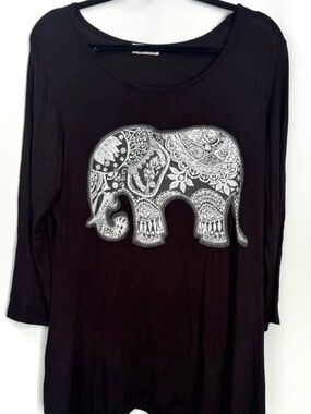 Mel & Mo Mandala Elephant Top Black Pullover Womens XL Long Sleeve T-Shirt